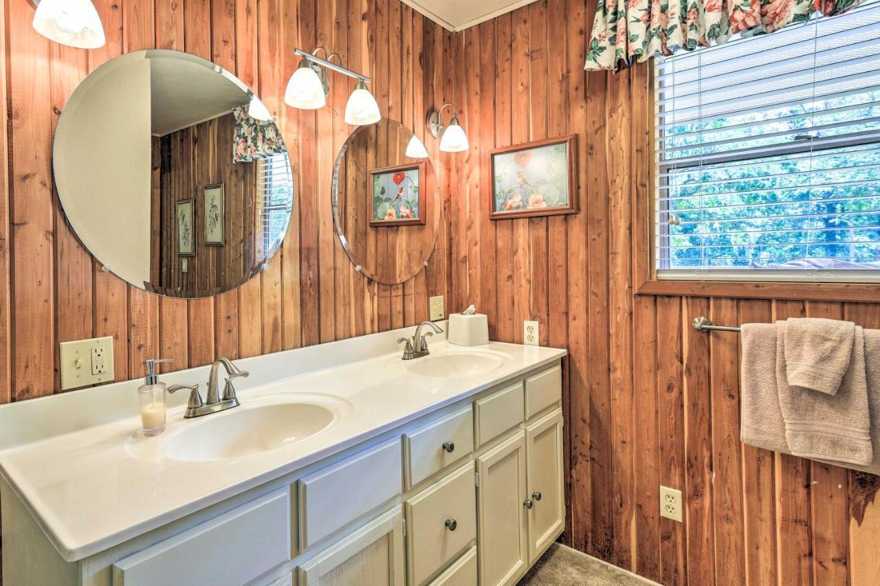 Charming Abode With Dock On The Suwannee River Bell Eksteriør billede